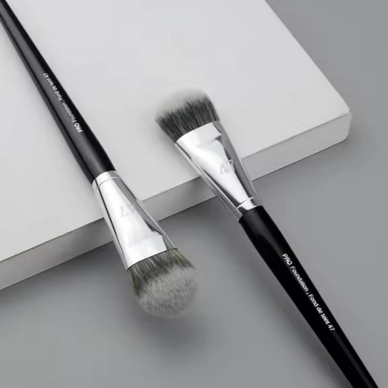 "SEPHORA" Make Up Brush - แปรงแต่งหน้า คอนทัวร์, ปัดแก้ม "SEPHORA" Make Up Brush - แปรงแต่งหน้า คอนทัวร์, ปัดแก้ม